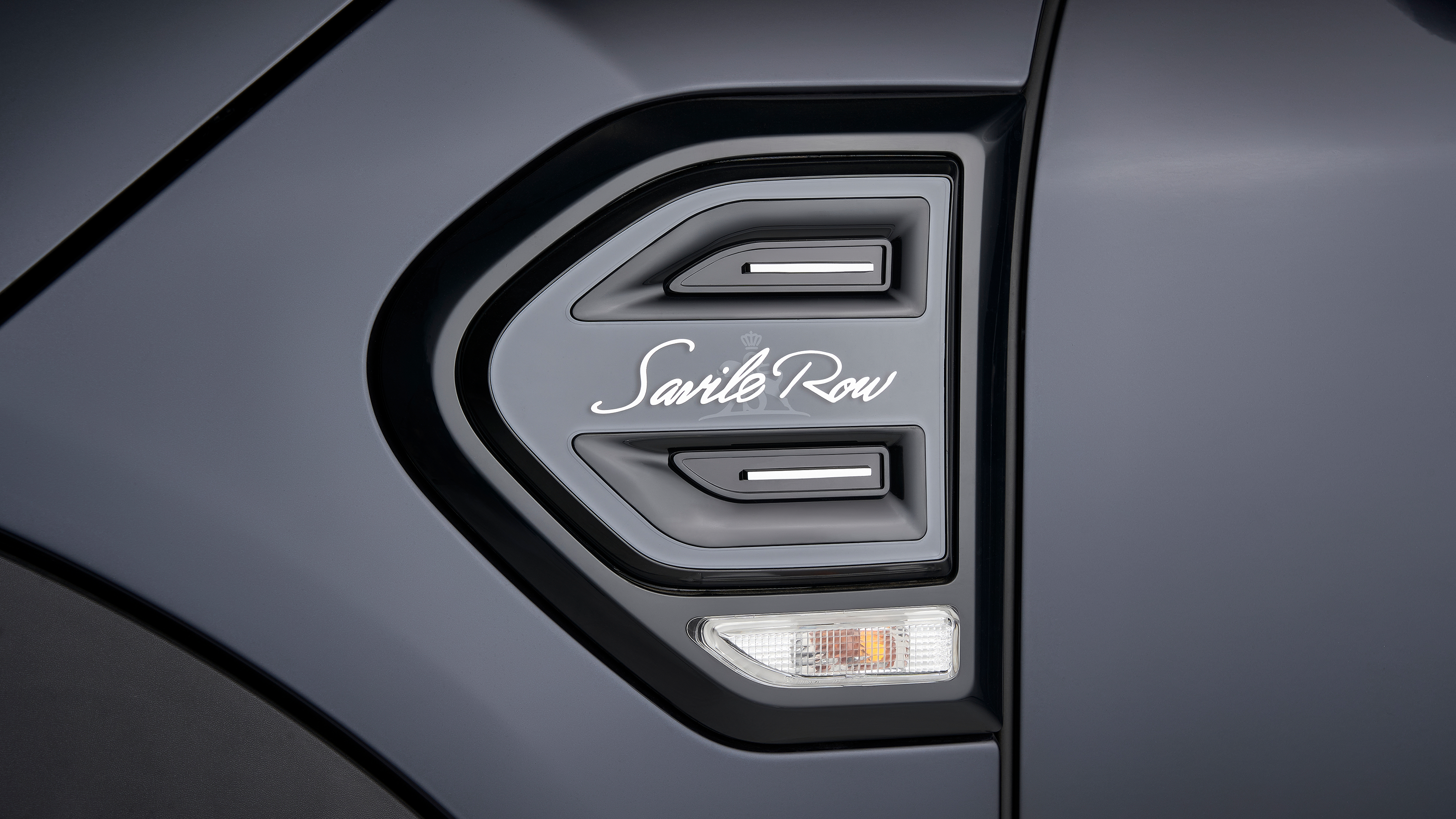 MINI SAVILE ROW EDITION - COUNTRYMAN